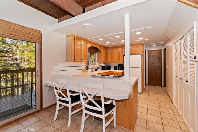 1241 Innsbruck, Lake Arrowhead, CA 92352