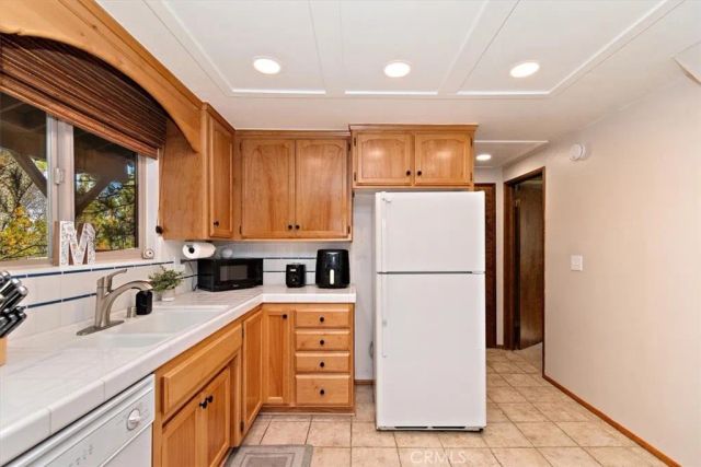 1241 Innsbruck, Lake Arrowhead, CA 92352