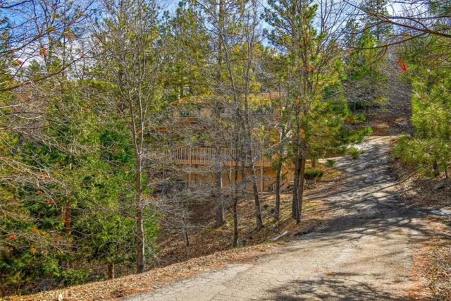 1241 Innsbruck, Lake Arrowhead, CA 92352