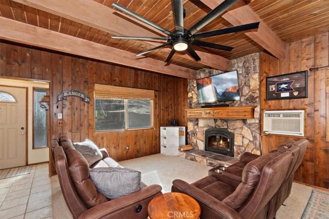 1241 Innsbruck, Lake Arrowhead, CA 92352