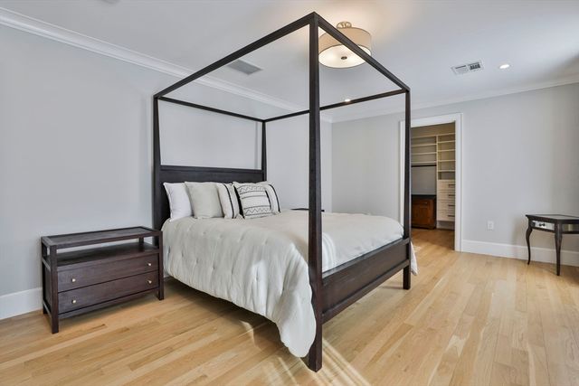 1 Whisper Way, Hopkinton, MA 01748