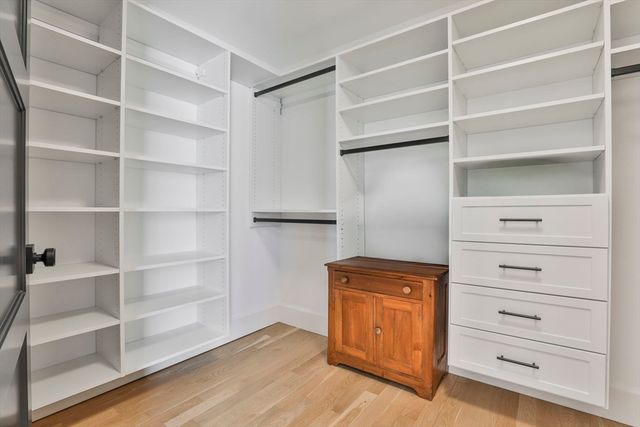 1 Whisper Way, Hopkinton, MA 01748