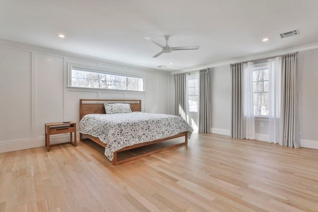 1 Whisper Way, Hopkinton, MA 01748