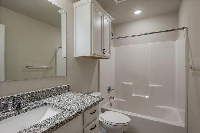 2703 Redcap Street, Bryan, TX 77803