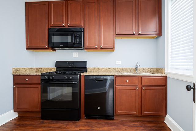 3909 N Lamon Avenue 2N, Chicago, IL 60641