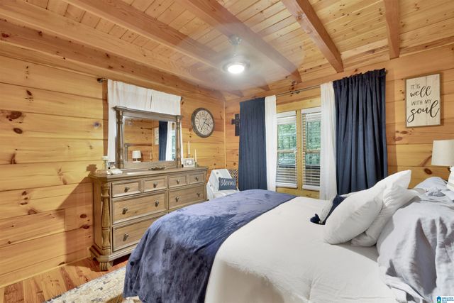 445 BERRINGTON LANE, Springville, AL 35146