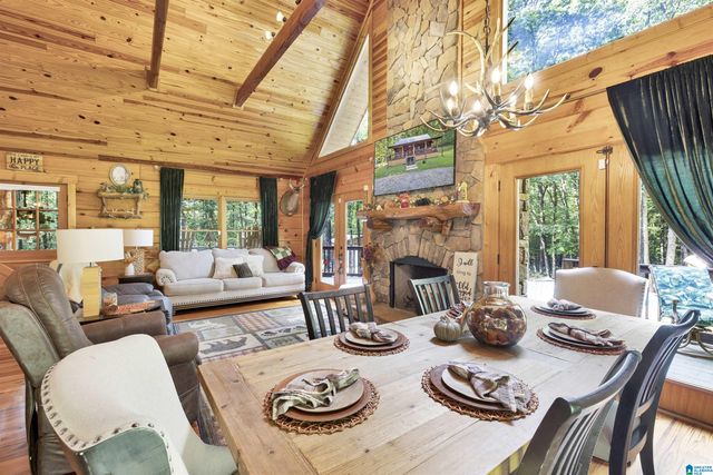 445 BERRINGTON LANE, Springville, AL 35146