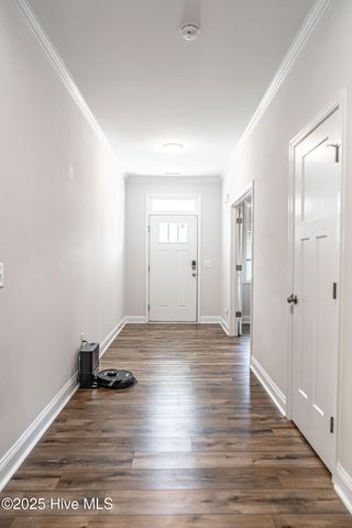 101 Bluegrass Court, Aberdeen, NC 28315