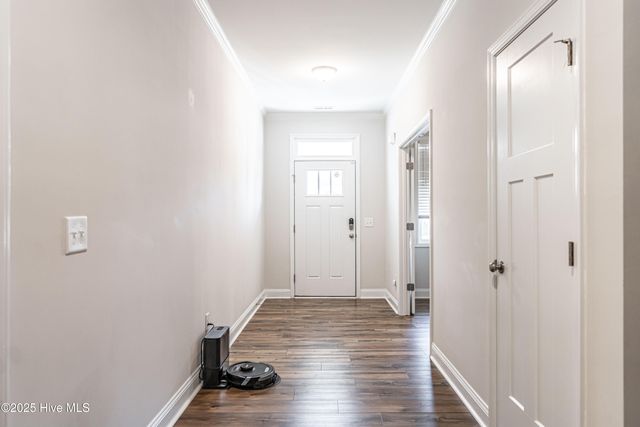 101 Bluegrass Court, Aberdeen, NC 28315