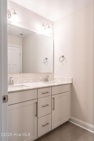 101 Bluegrass Court, Aberdeen, NC 28315