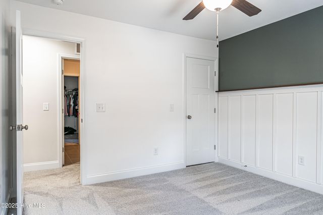 101 Bluegrass Court, Aberdeen, NC 28315