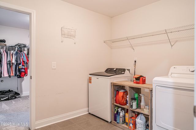 101 Bluegrass Court, Aberdeen, NC 28315