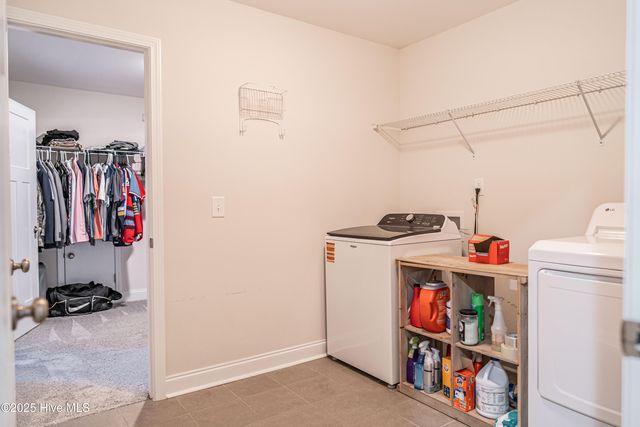 101 Bluegrass Court, Aberdeen, NC 28315