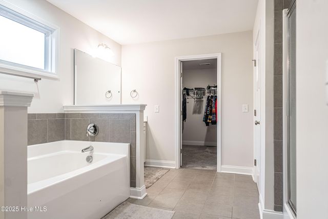 101 Bluegrass Court, Aberdeen, NC 28315