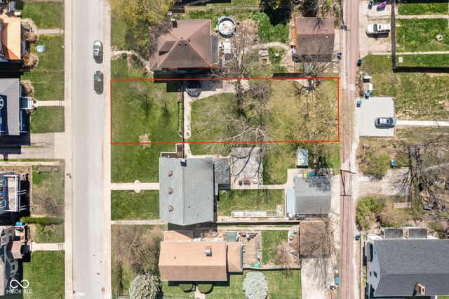 3956 Carrollton Avenue, Indianapolis, IN 46205