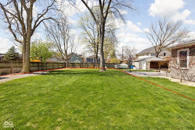 3956 Carrollton Avenue, Indianapolis, IN 46205