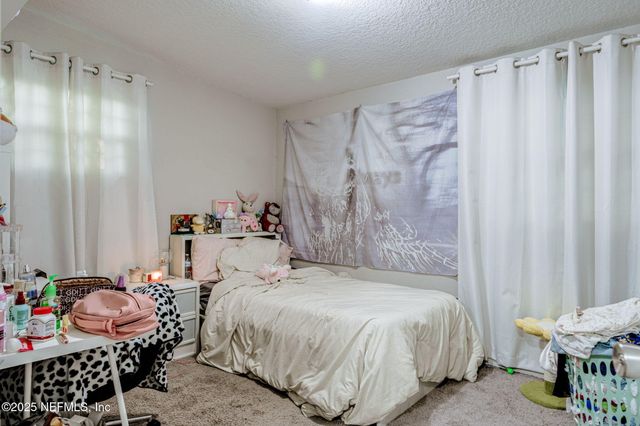 3008 CARREVERO Drive W, Jacksonville, FL 32216