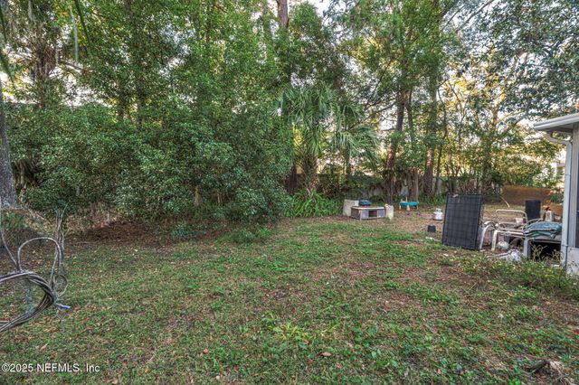 3008 CARREVERO Drive W, Jacksonville, FL 32216