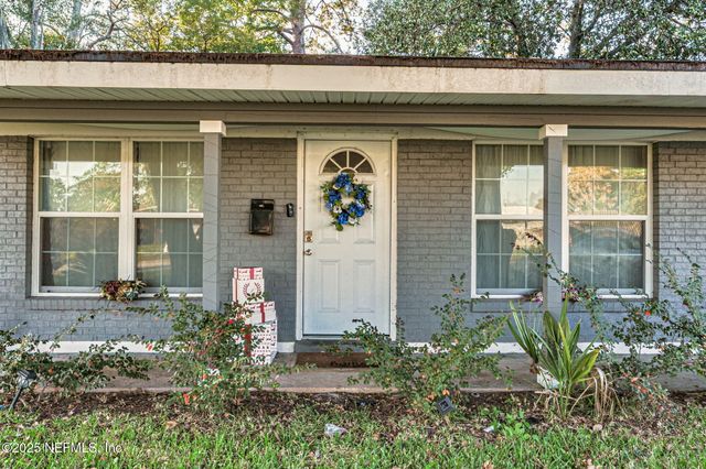 3008 CARREVERO Drive W, Jacksonville, FL 32216