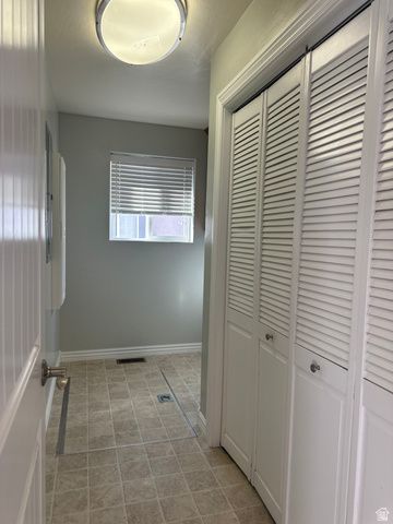 266 W LAGOON ST, Roosevelt, UT 84066