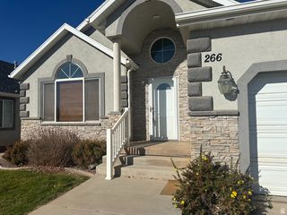 266 W LAGOON ST, Roosevelt, UT 84066