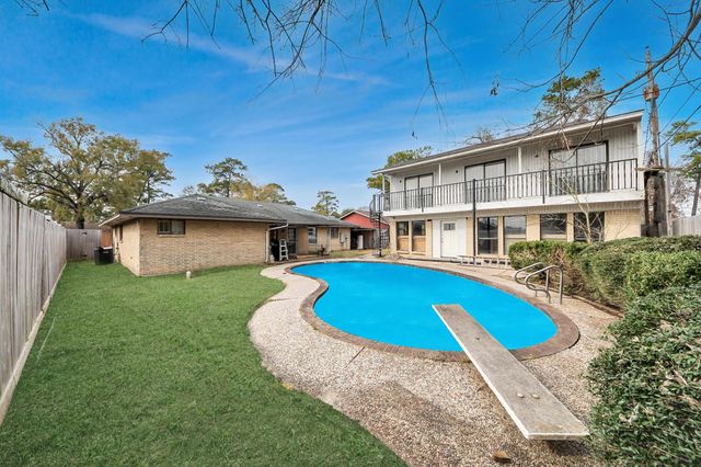 10340 Rebel Road, Houston, TX 77016