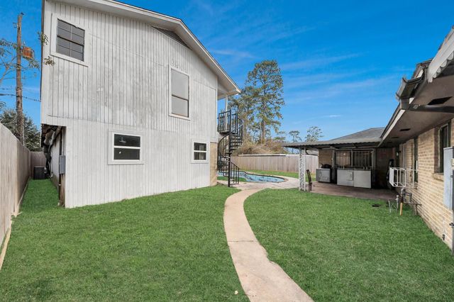 10340 Rebel Road, Houston, TX 77016