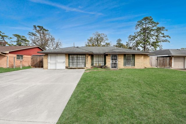 10340 Rebel Road, Houston, TX 77016