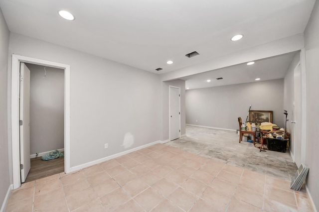 10340 Rebel Road, Houston, TX 77016