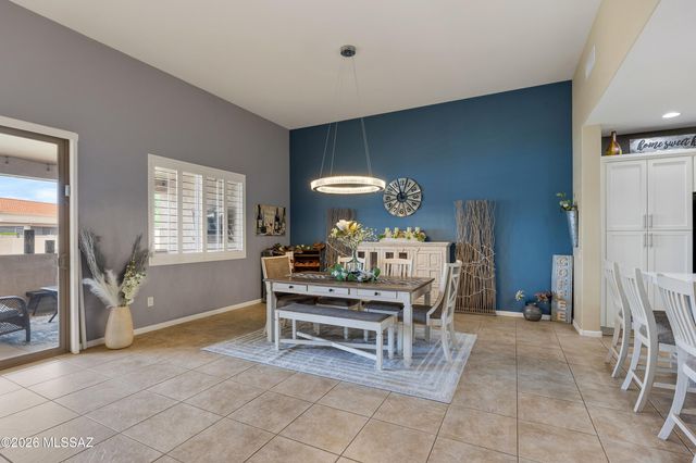 39514 S Windwood Drive, Tucson, AZ 85739