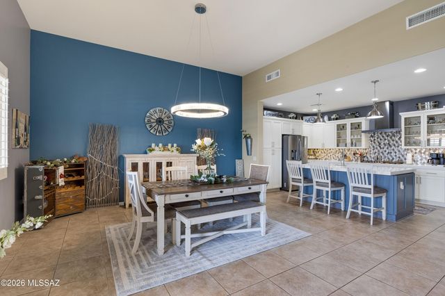 39514 S Windwood Drive, Tucson, AZ 85739