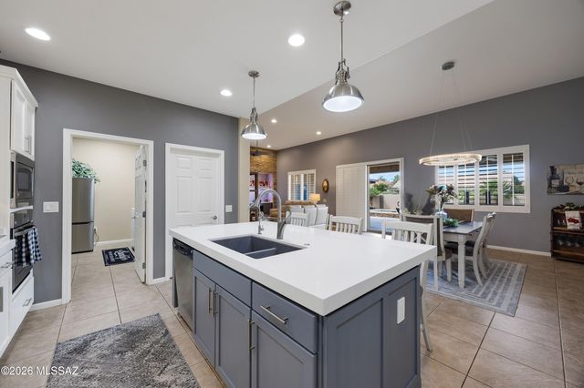 39514 S Windwood Drive, Tucson, AZ 85739