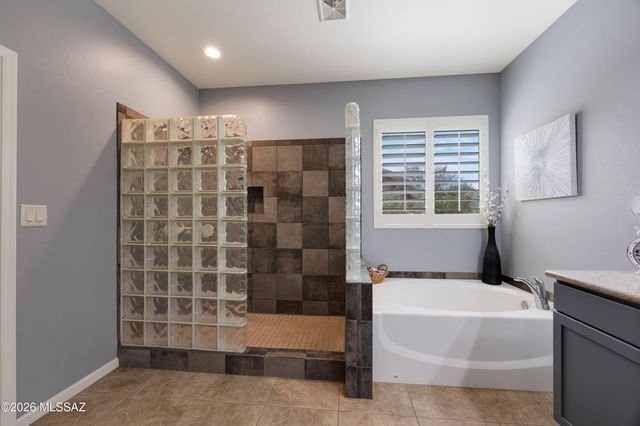 39514 S Windwood Drive, Tucson, AZ 85739