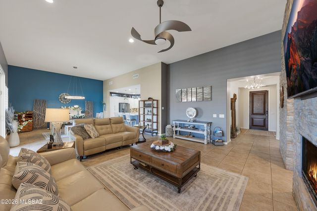 39514 S Windwood Drive, Tucson, AZ 85739