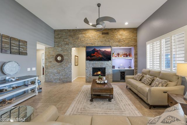 39514 S Windwood Drive, Tucson, AZ 85739