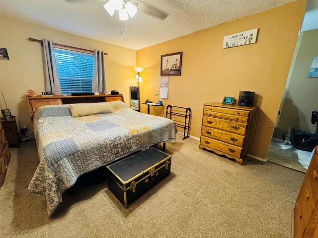 2721 Lucas Drive, Arlington, TX 76015