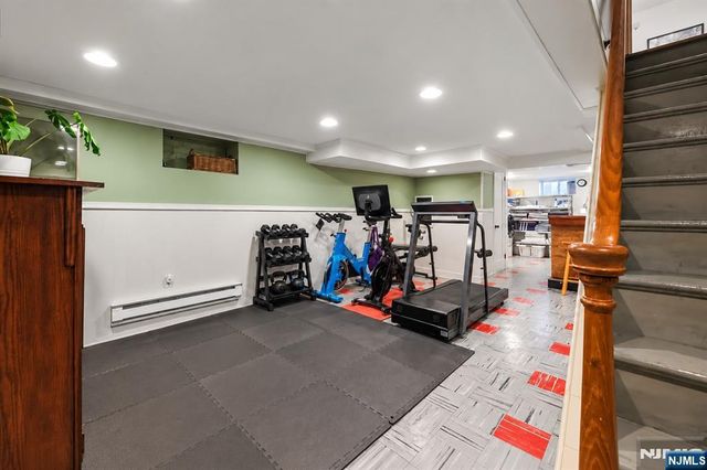 813 Ridgewood Avenue, Oradell, NJ 07649