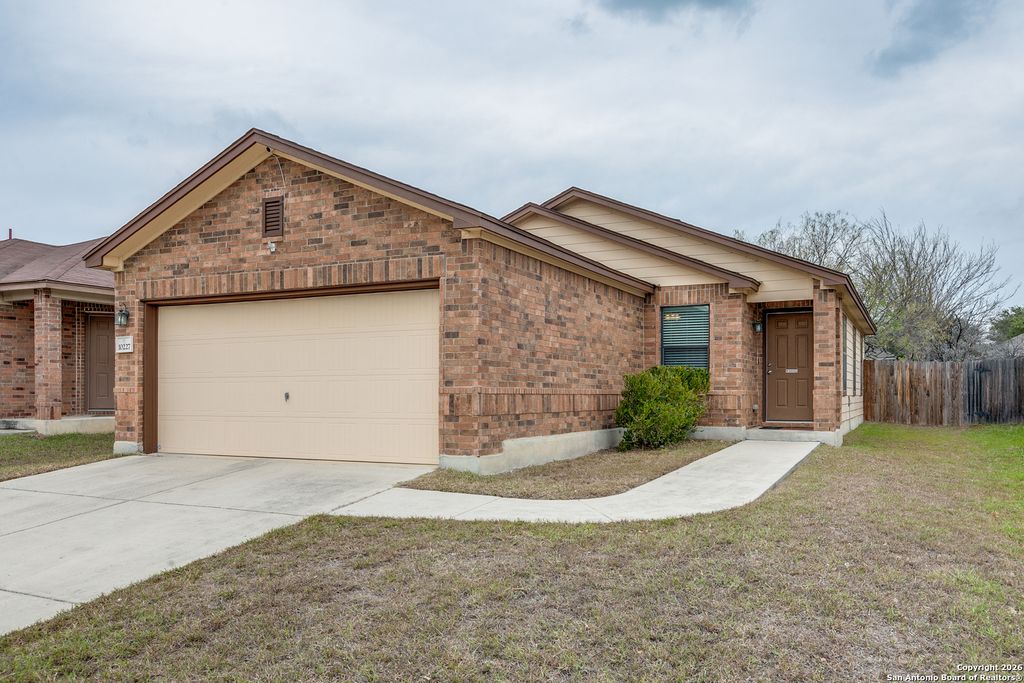 10227 Dixon Wood, San Antonio, TX 78245