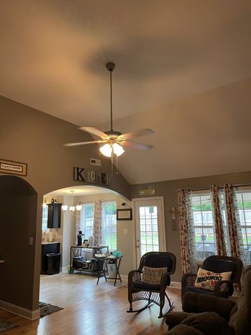 85 Good Hope Cemetery Rd, Oak Grove, KY 42262