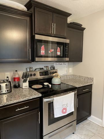 85 Good Hope Cemetery Rd, Oak Grove, KY 42262