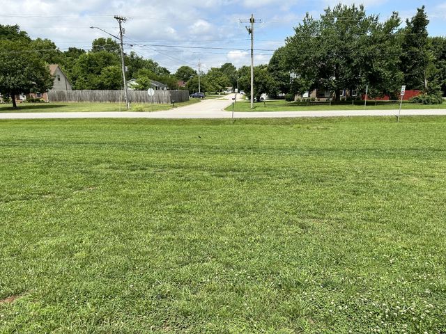 85 Good Hope Cemetery Rd, Oak Grove, KY 42262