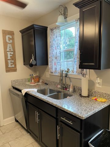 85 Good Hope Cemetery Rd, Oak Grove, KY 42262