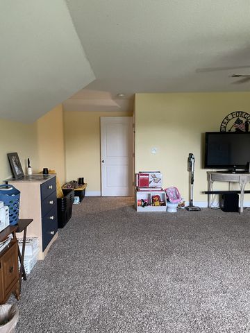 85 Good Hope Cemetery Rd, Oak Grove, KY 42262