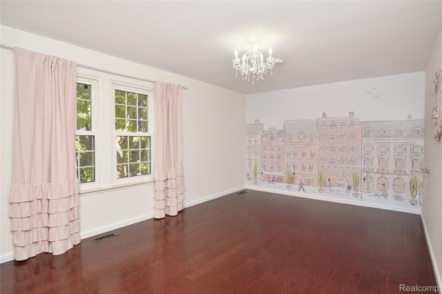 5596 Beauchamp Place, West Bloomfield Charter Township, MI 48322