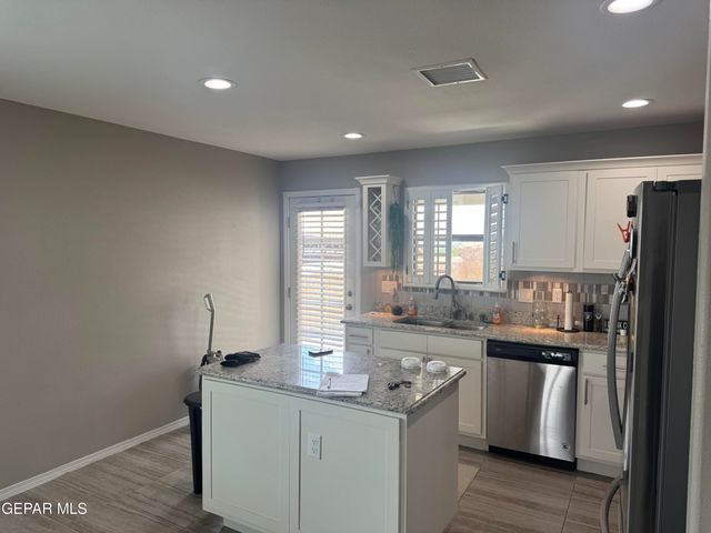 251 WARDOUR CASTLE Place, El Paso, TX 79928