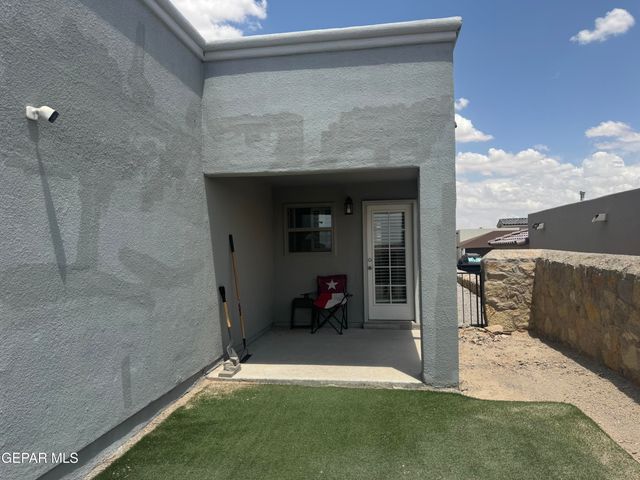 251 WARDOUR CASTLE Place, El Paso, TX 79928