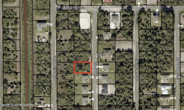 3250 Fir Avenue SE, Palm Bay, FL 32909