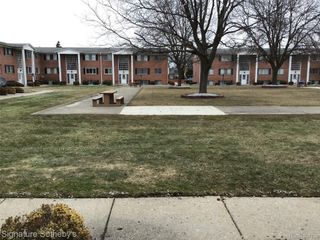 8171 Denwood Drive K-3, Sterling Heights, MI 48312