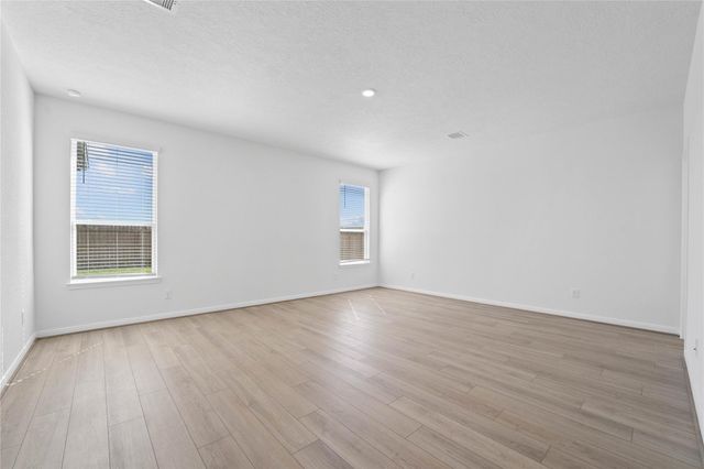 1423 Grand Olympia Drive, Fresno, TX 77545