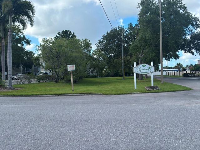 7298 ULMERTON ROAD 407, Largo, FL 33771